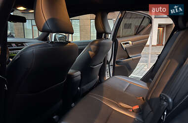 Хэтчбек Lexus CT 2014 в Киеве