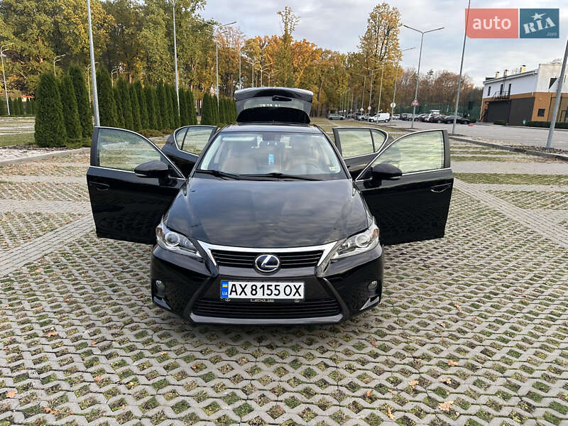 Хэтчбек Lexus CT 2014 в Харькове
