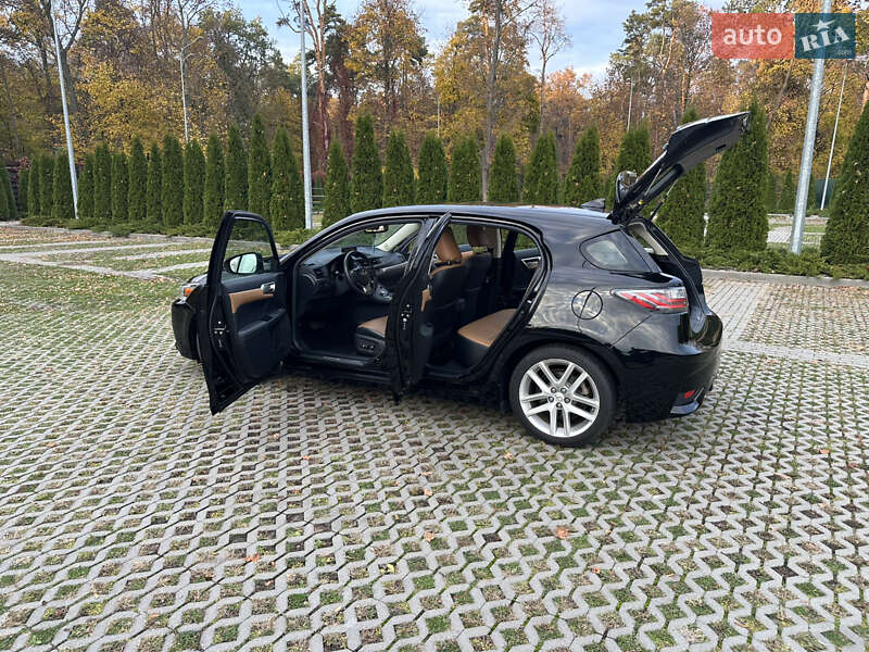 Хэтчбек Lexus CT 2014 в Харькове