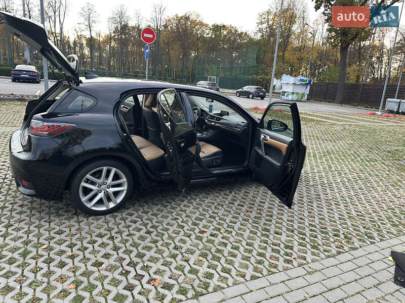 Хэтчбек Lexus CT 2014 в Харькове