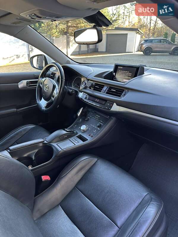 Хэтчбек Lexus CT 2013 в Львове