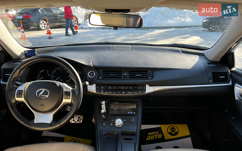 Хетчбек Lexus CT 2012 в Львові фото 13 Хетчбек Lexus CT 2012 в Львові