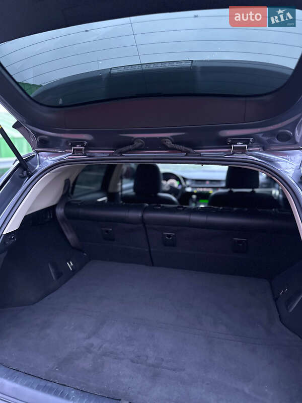 Хэтчбек Lexus CT 2015 в Киеве фото 16 Хэтчбек Lexus CT 2015 в Киеве