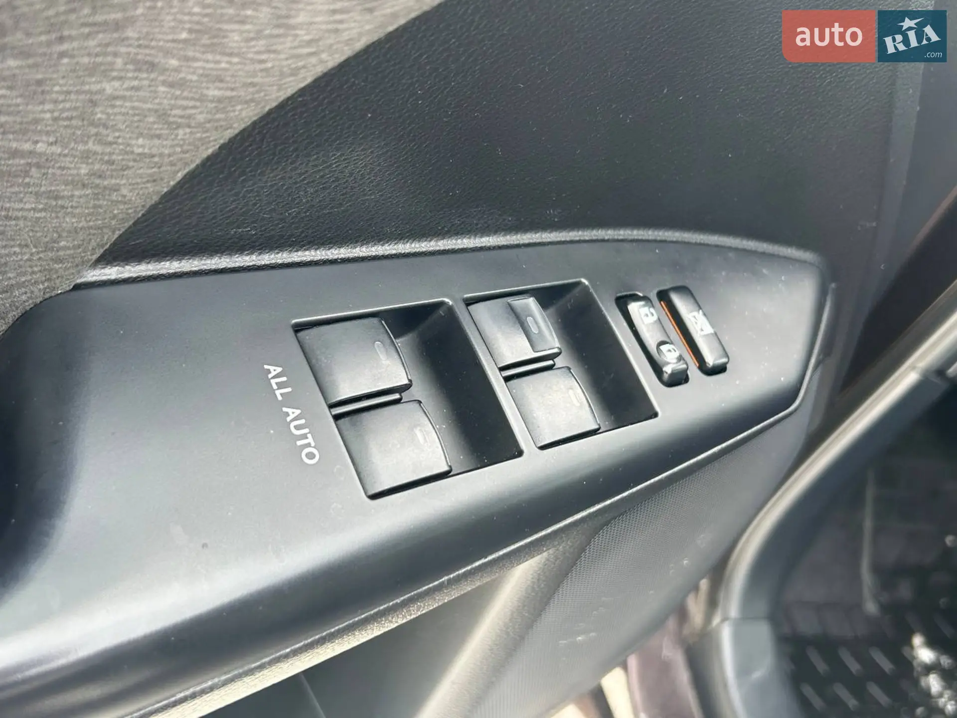 2011 Lexus CT - мініатюра 13
