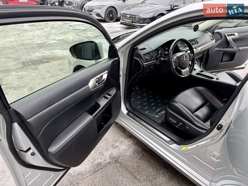 Хетчбек Lexus CT 2016 в Києві