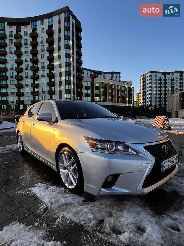 Хетчбек Lexus CT 2015 в Києві