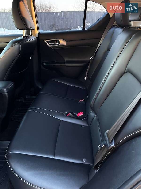 Хетчбек Lexus CT 2015 в Києві