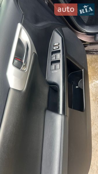 Хэтчбек Lexus CT 2011 в Луцке