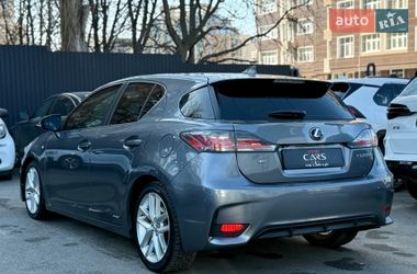 Хэтчбек Lexus CT 2017 в Киеве