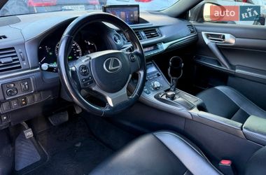 Хэтчбек Lexus CT 2017 в Киеве