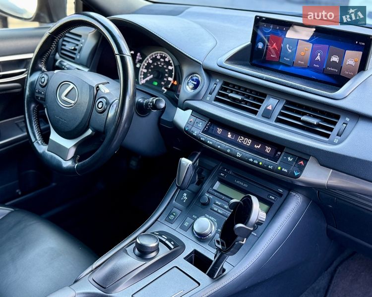 Хэтчбек Lexus CT 2017 в Киеве
