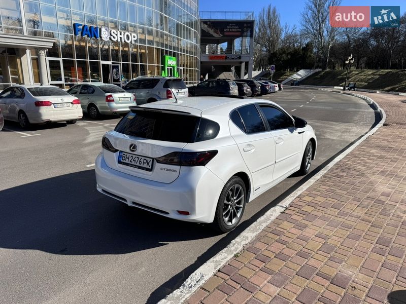 Хэтчбек Lexus CT 2011 в Одессе