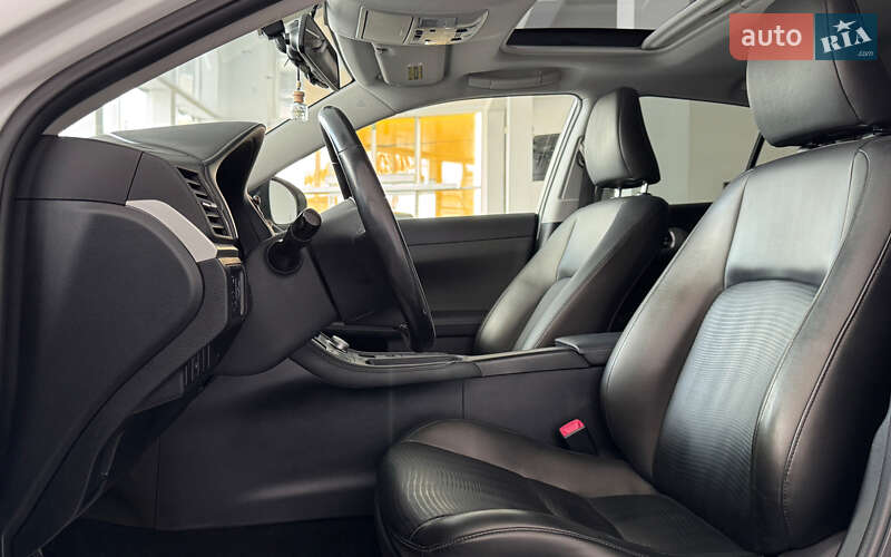 Хэтчбек Lexus CT 2012 в Шептицькому