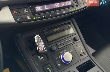 Хэтчбек Lexus CT 2012 в Шептицькому