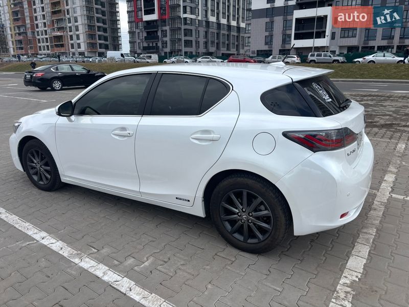 Хетчбек Lexus CT 2011 в Києві фото 6 Хетчбек Lexus CT 2011 в Києві