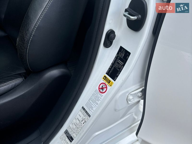 Хетчбек Lexus CT 2011 в Києві фото 16 Хетчбек Lexus CT 2011 в Києві