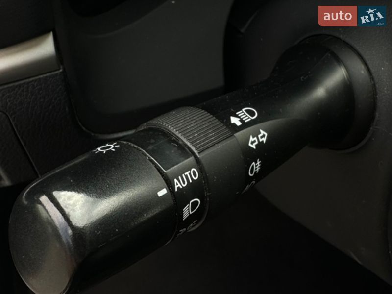 Хэтчбек Lexus CT 2011 в Киеве фото 9 Хэтчбек Lexus CT 2011 в Киеве