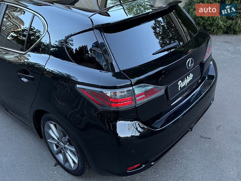 Хэтчбек Lexus CT 2011 в Одессе