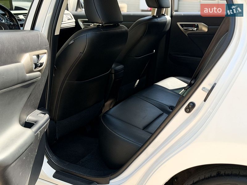 Хетчбек Lexus CT 2016 в Києві
