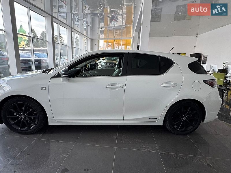 Хэтчбек Lexus CT 2012 в Львове фото 4 Хэтчбек Lexus CT 2012 в Львове
