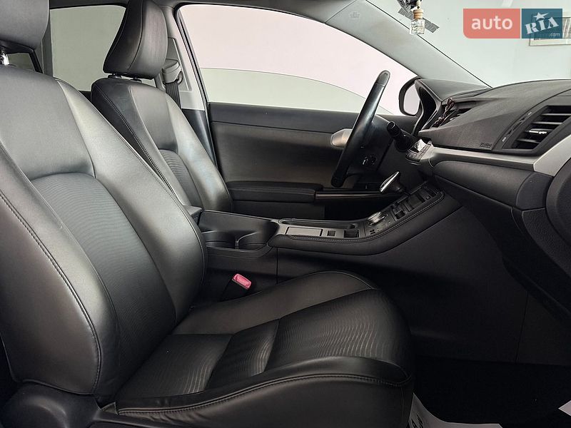 Хэтчбек Lexus CT 2012 в Львове фото 20 Хэтчбек Lexus CT 2012 в Львове