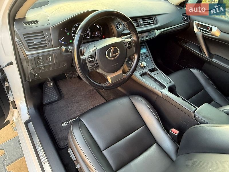 Хэтчбек Lexus CT 2015 в Одессе