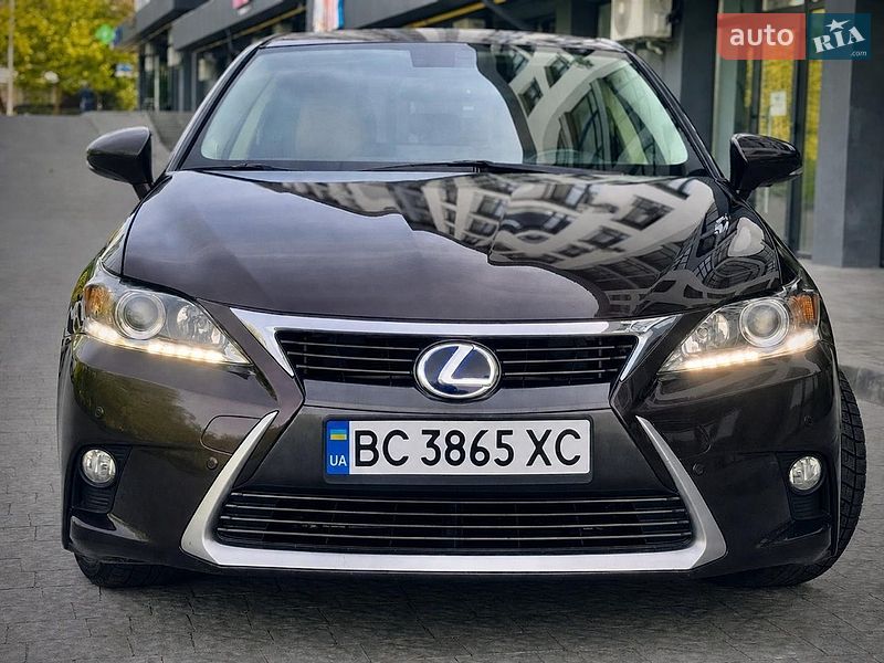 Хэтчбек Lexus CT 2015 в Львове