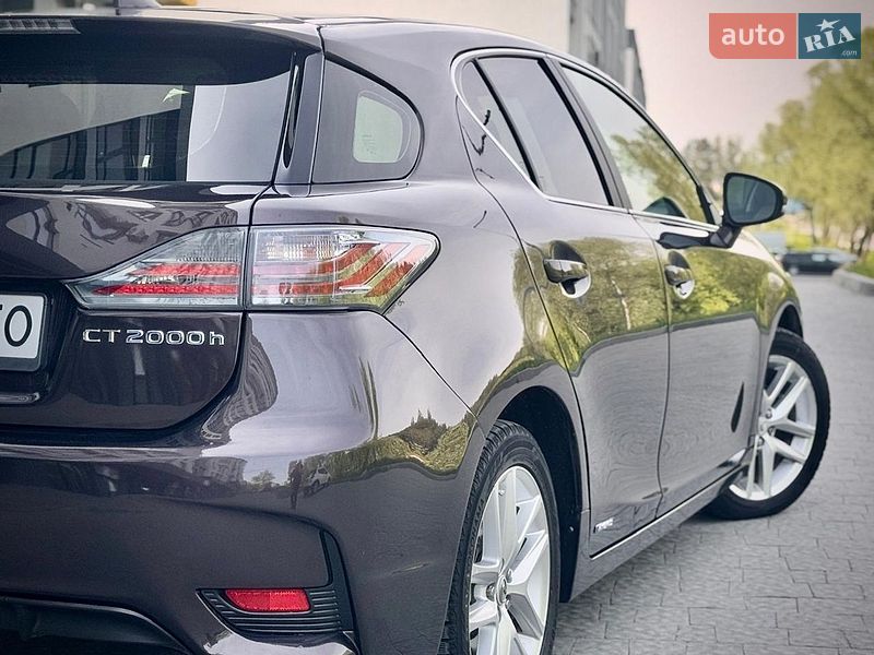 Хэтчбек Lexus CT 2015 в Львове