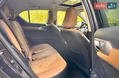 Хэтчбек Lexus CT 2015 в Львове