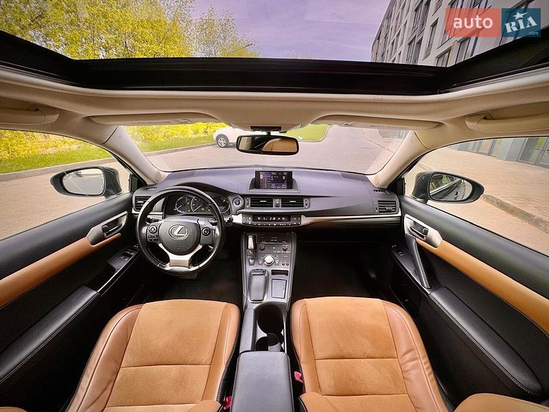 Хэтчбек Lexus CT 2015 в Львове