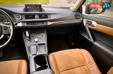 Хэтчбек Lexus CT 2015 в Львове