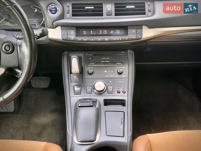 Хэтчбек Lexus CT 2015 в Львове