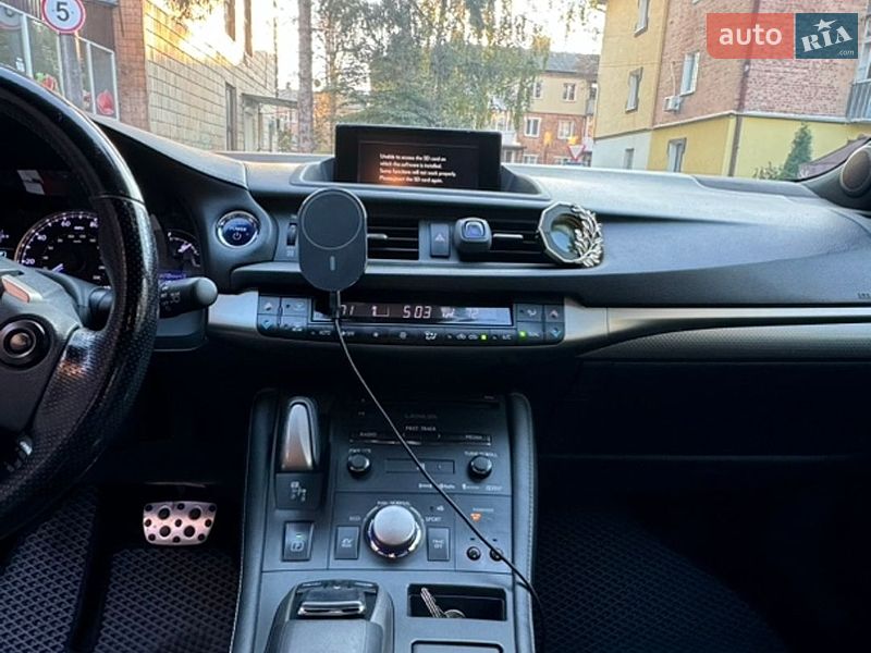 Хэтчбек Lexus CT 2015 в Могилев-Подольске