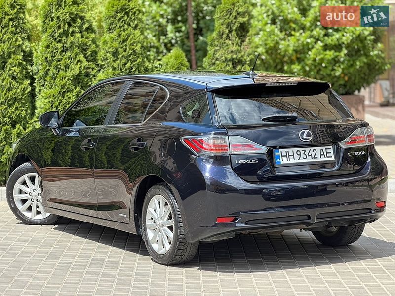 Хэтчбек Lexus CT 2011 в Одессе