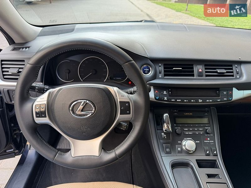 Хэтчбек Lexus CT 2011 в Одессе