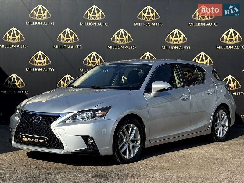 Хэтчбек Lexus CT 2015 в Киеве