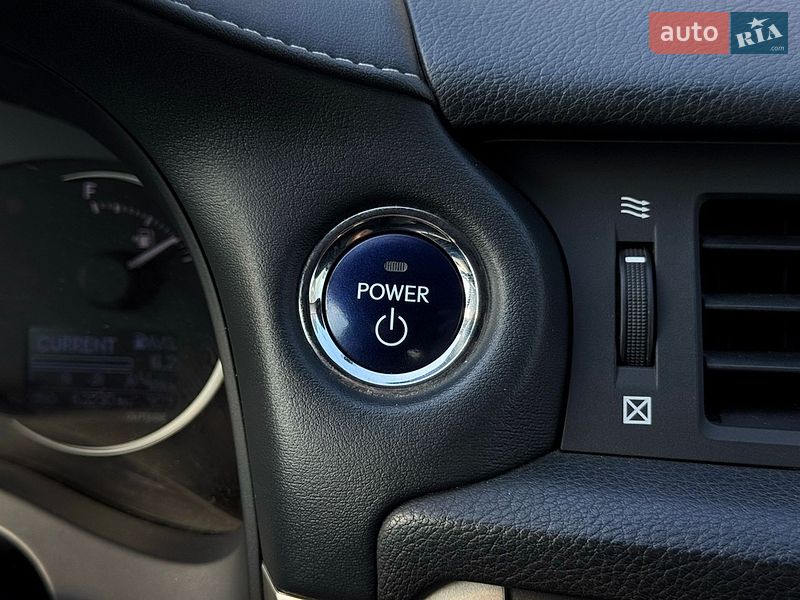 Хэтчбек Lexus CT 2015 в Киеве