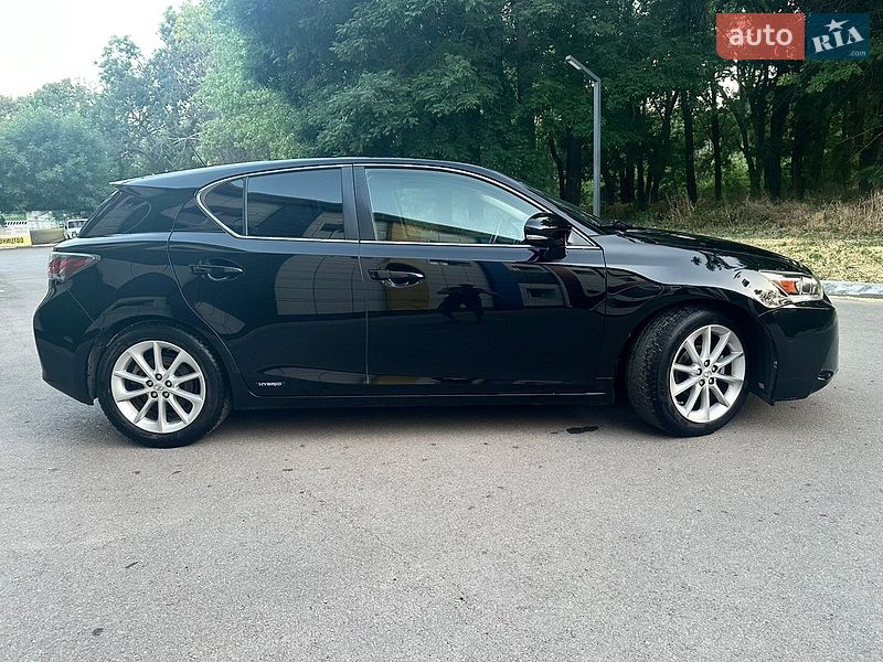 Хэтчбек Lexus CT 2013 в Кропивницком