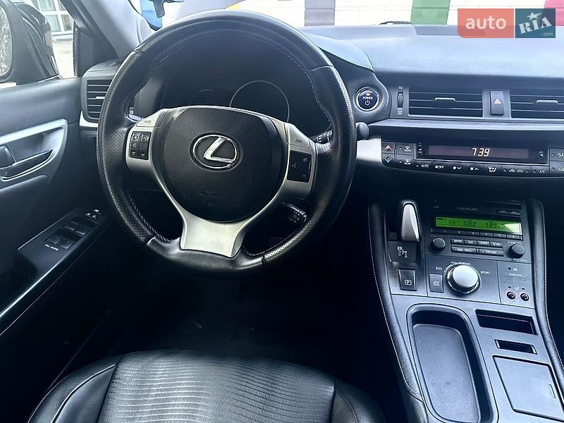 Хэтчбек Lexus CT 2013 в Кропивницком