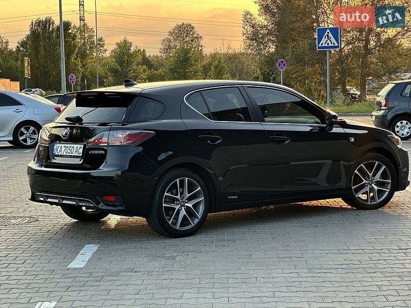 Хэтчбек Lexus CT 2015 в Киеве фото 5 Хэтчбек Lexus CT 2015 в Киеве