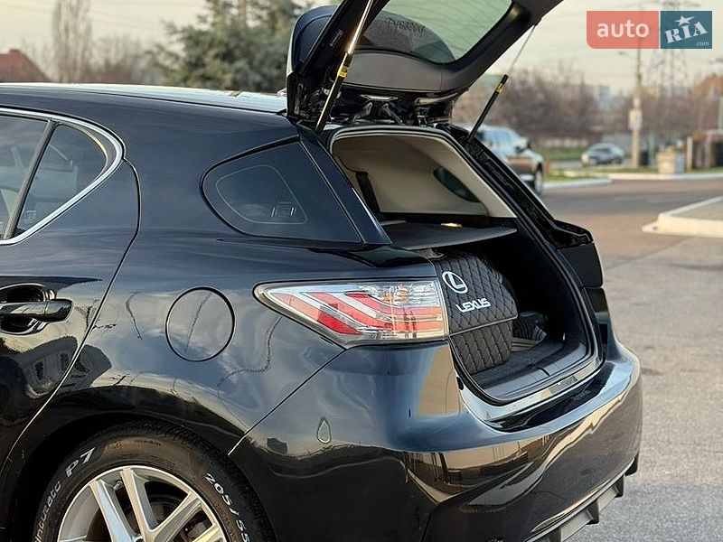 Хетчбек Lexus CT 2015 в Миколаєві