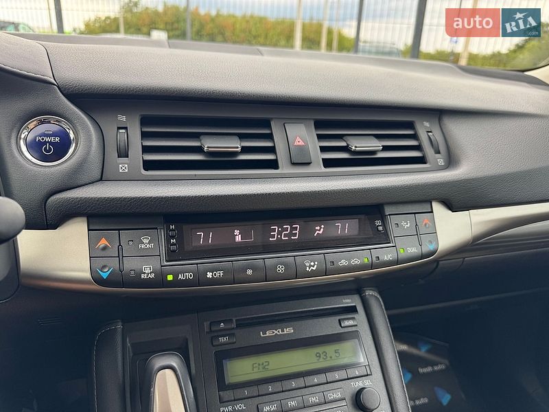 Хэтчбек Lexus CT 2015 в Ровно