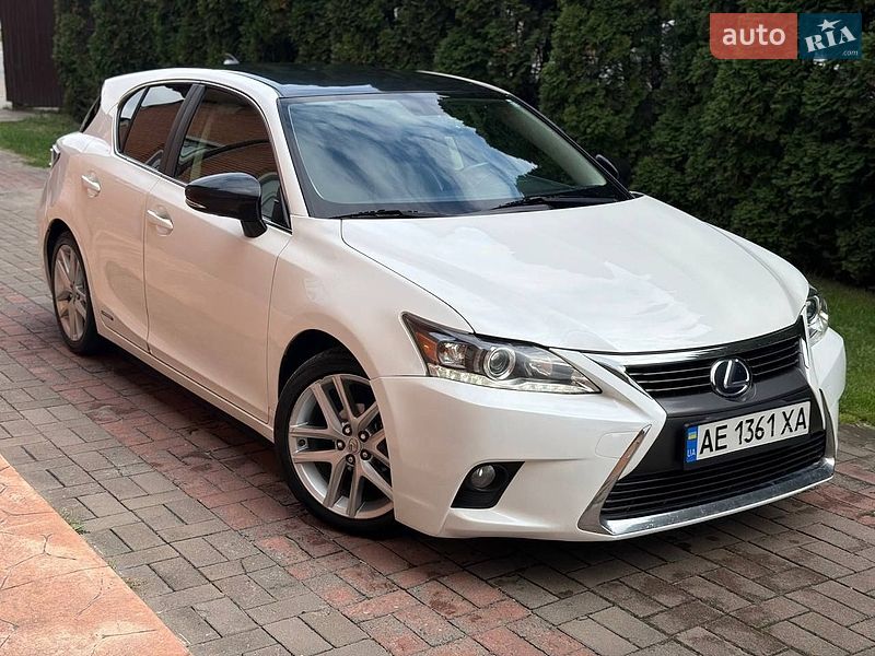 Lexus CT 2015