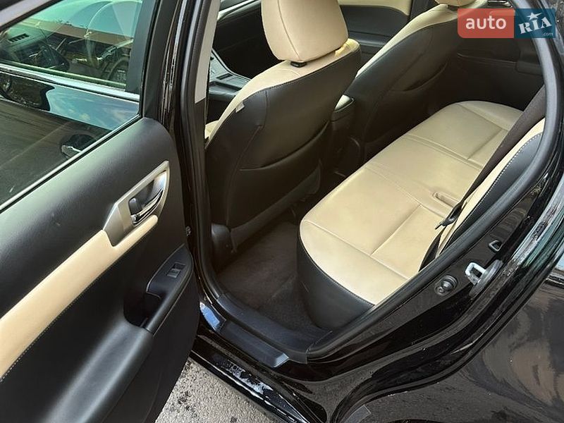 Хетчбек Lexus CT 2015 в Києві фото 26 Хетчбек Lexus CT 2015 в Києві