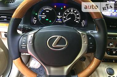 Седан Lexus ES 2013 в Житомире