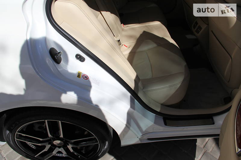 Седан Lexus ES 2010 в Одесі