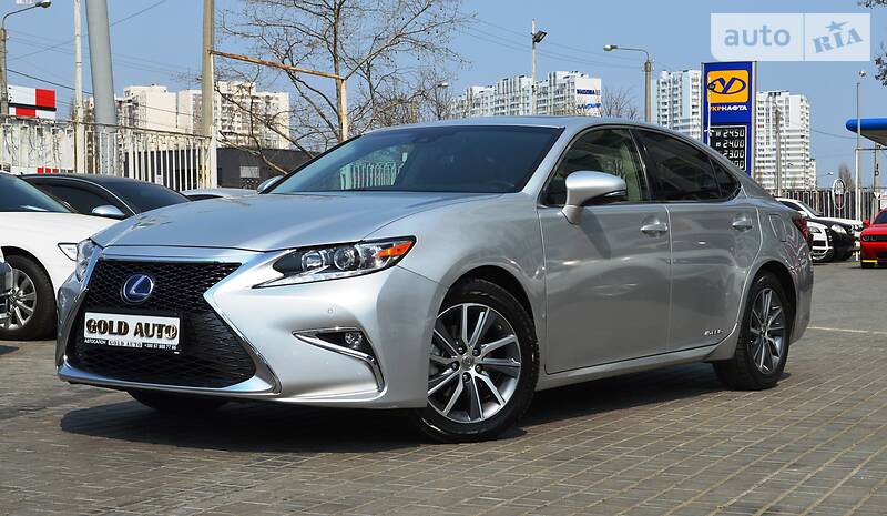 Седан Lexus ES 2016 в Одесі