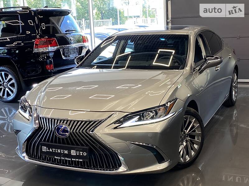 Седан Lexus ES 2018 в Одесі