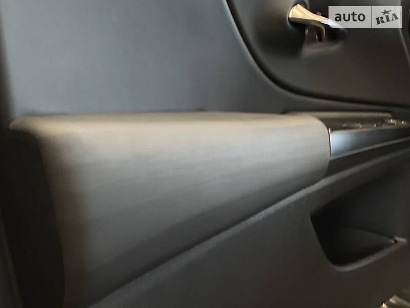 Седан Lexus ES 2018 в Одесі