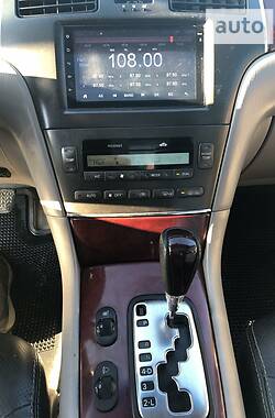 Седан Lexus ES 2001 в 